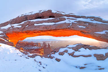 sunrise in canyonlands national park